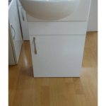 Turkuaz Banyo Ve Tuvalet Mini Köşe Lavabo 28*45 Cm (BANYO DOLABI DAHİL)
